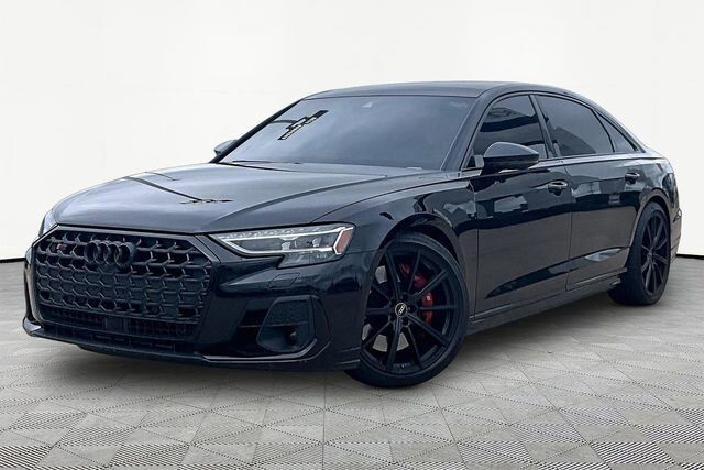 2024 AUDI S8