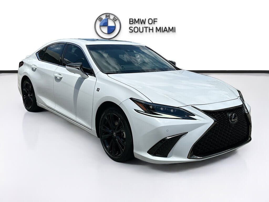 2024 LEXUS ES