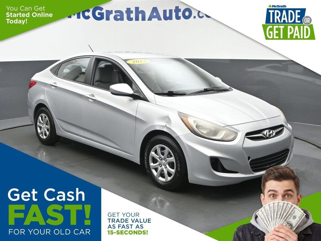 2013 HYUNDAI Accent