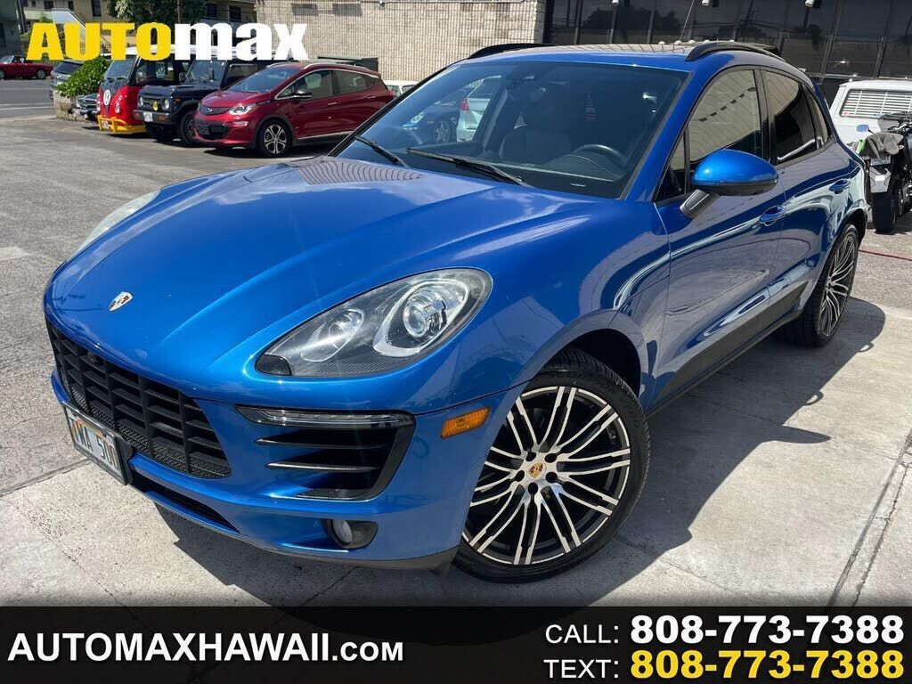2018 PORSCHE Macan