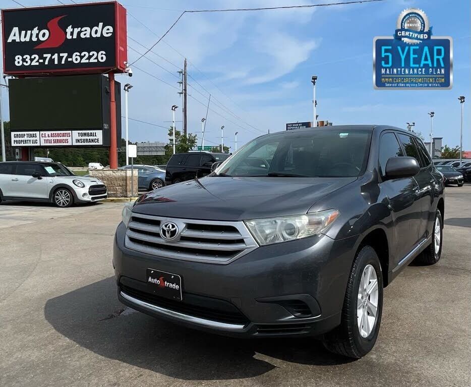 2011 TOYOTA Highlander