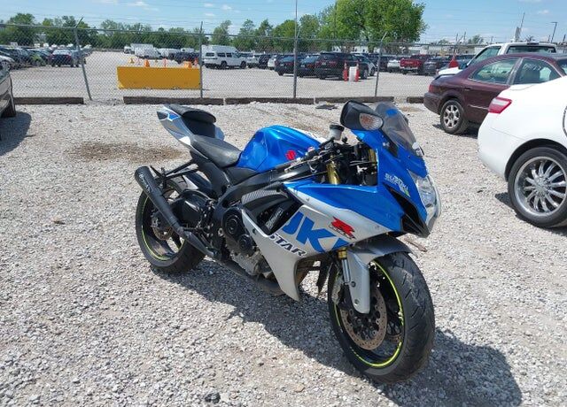 2021 SUZUKI GSX-R750