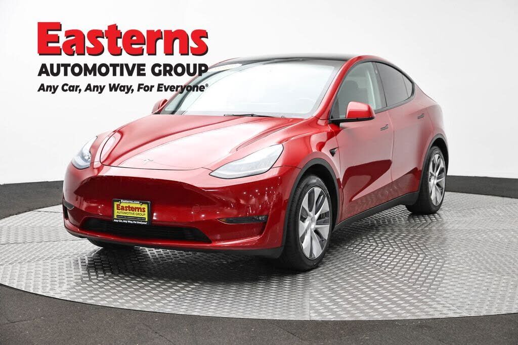2021 TESLA Model Y