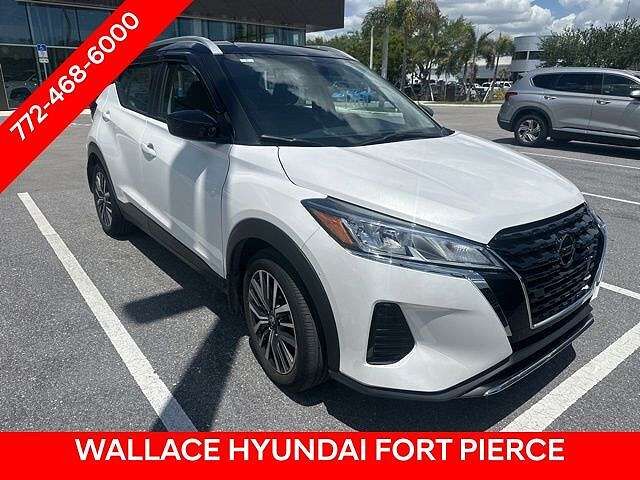 2021 NISSAN Kicks