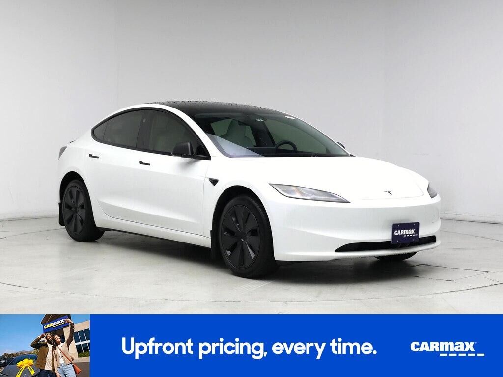 2025 TESLA Model 3