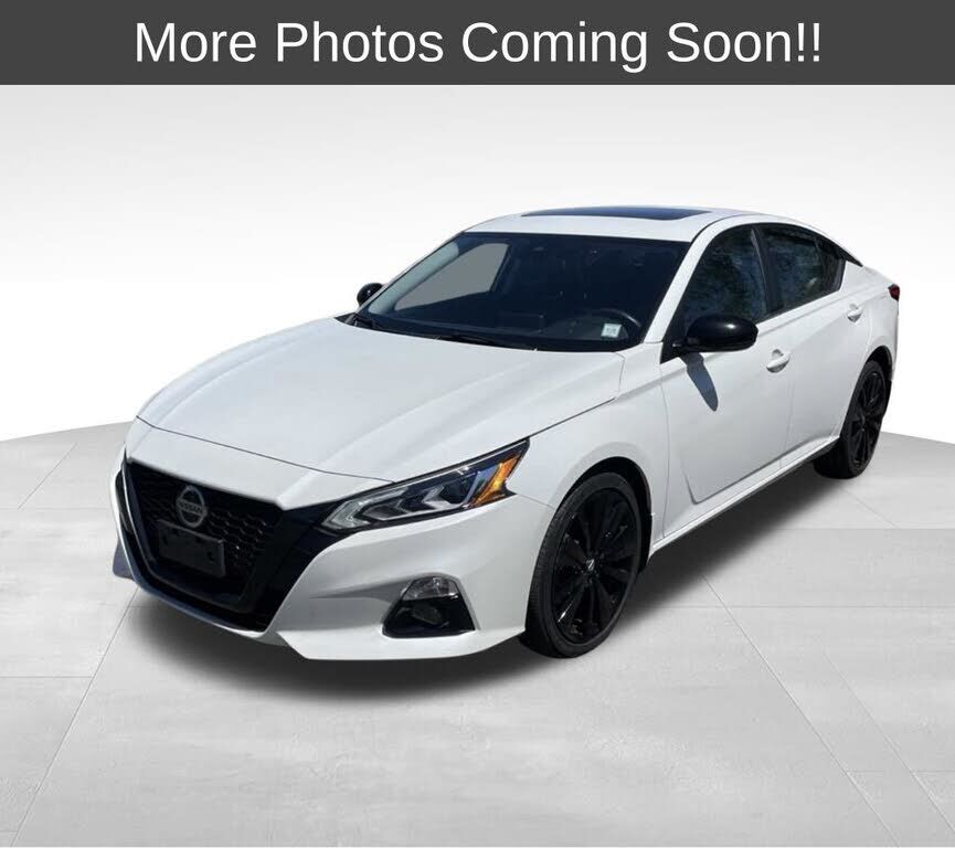 2022 NISSAN Altima
