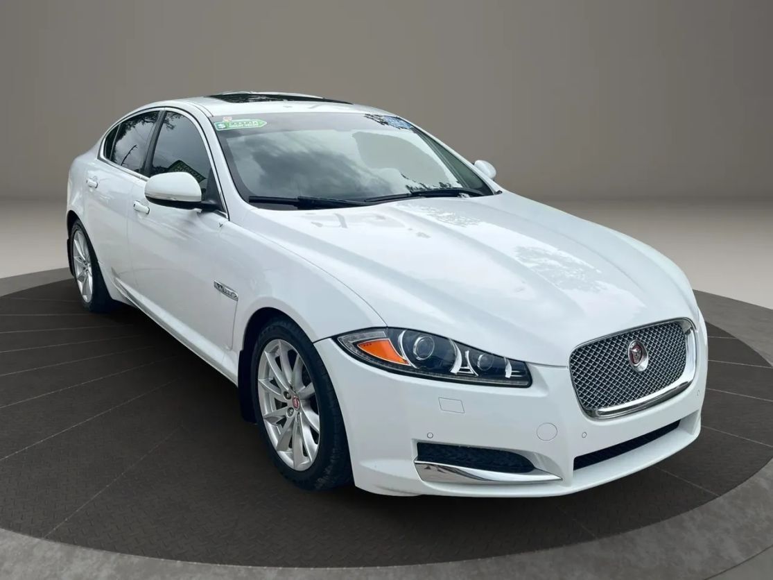 2015 JAGUAR XF