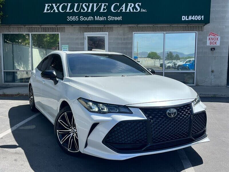 2019 TOYOTA Avalon