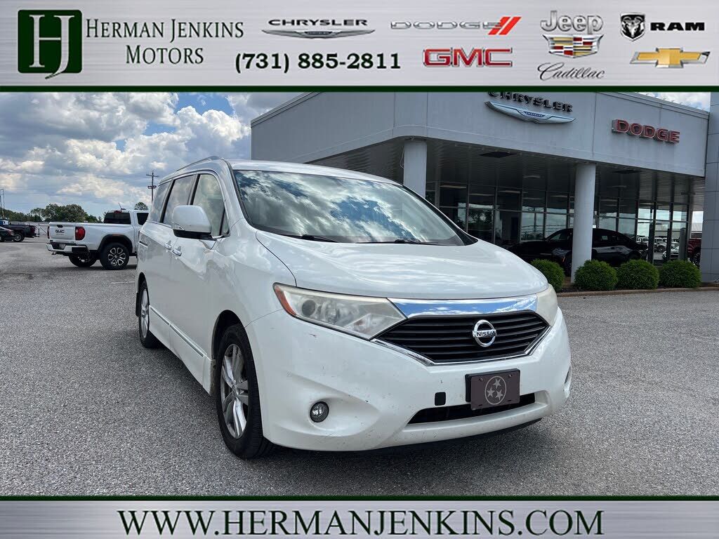 2014 NISSAN Quest