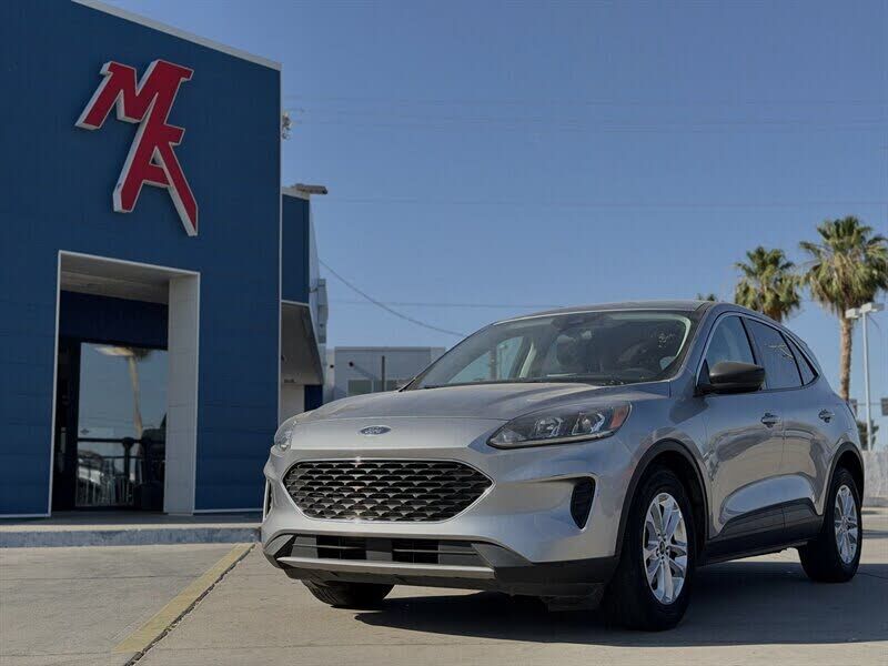 2022 FORD Escape