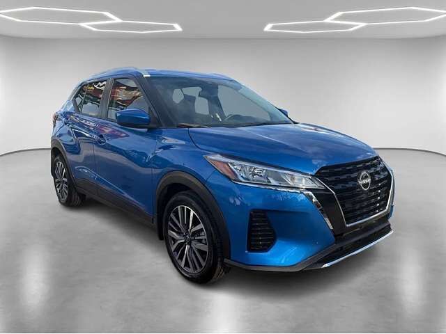 2024 NISSAN Kicks