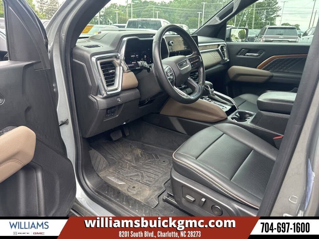 2023 GMC Canyon