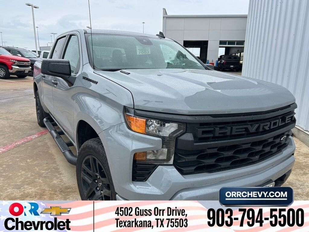 2025 CHEVROLET Silverado