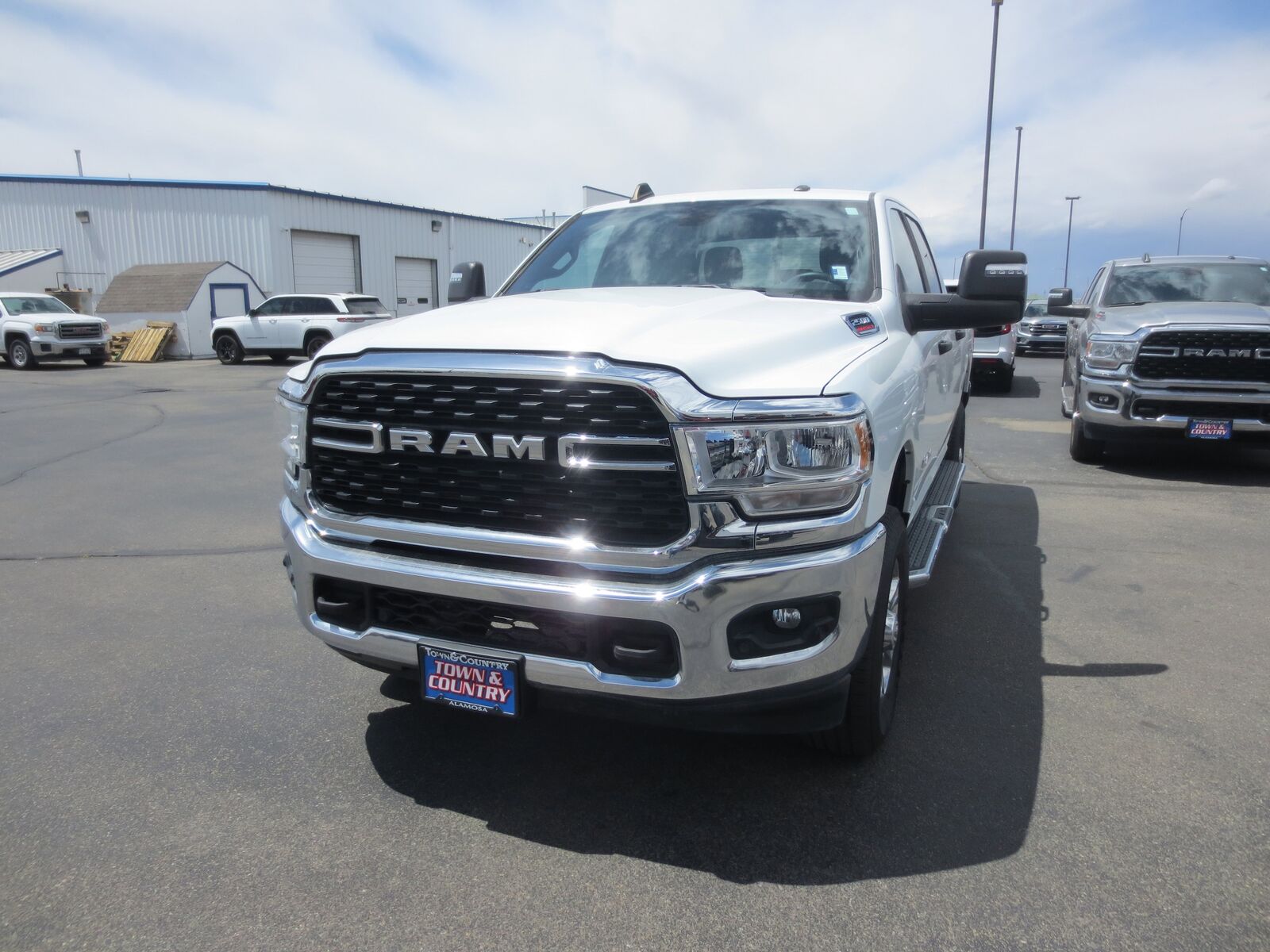 2024 RAM 2500