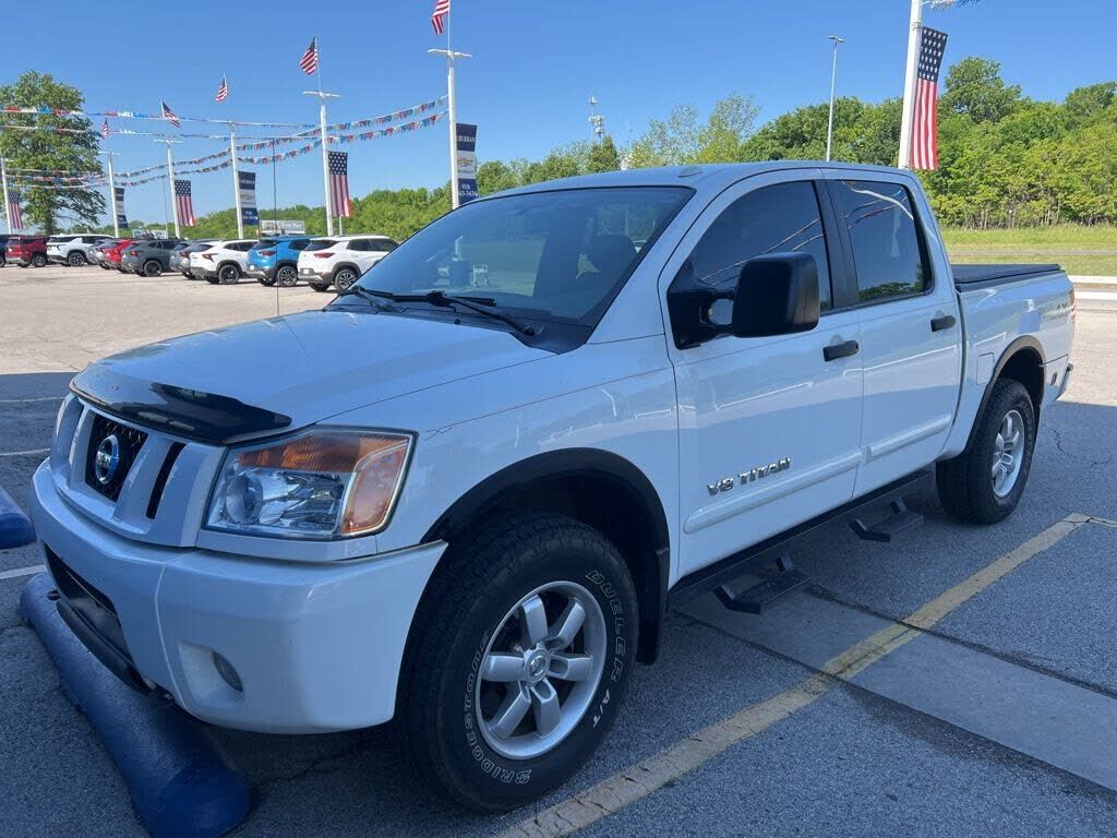 2012 NISSAN Titan