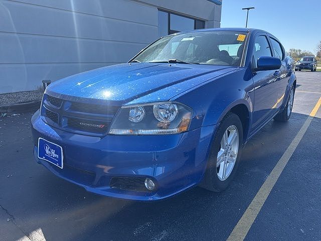 2013 DODGE Avenger