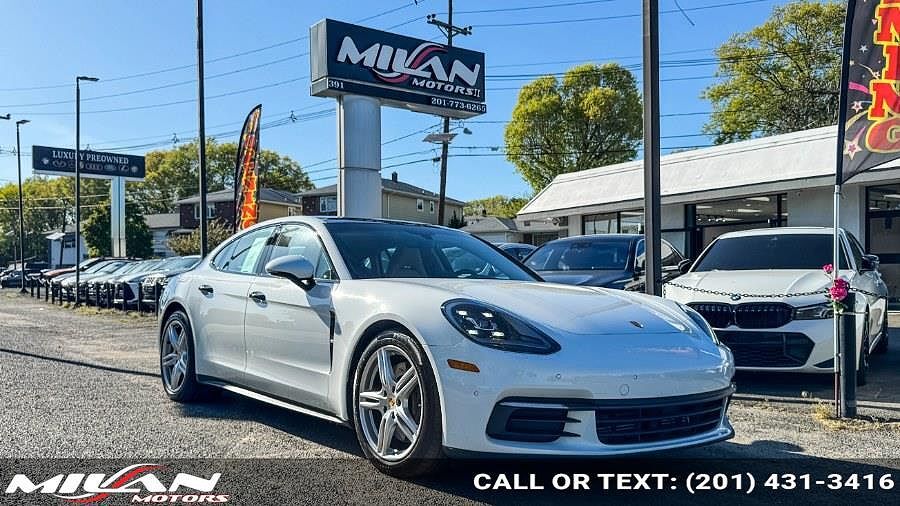 2020 PORSCHE Panamera