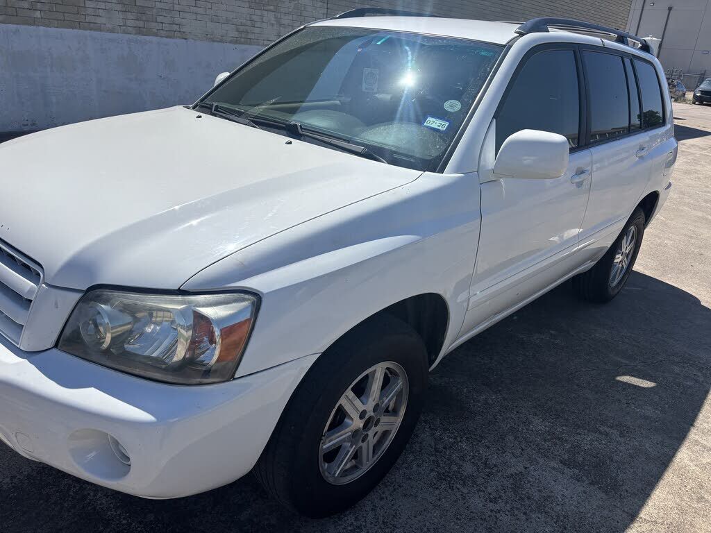 2004 TOYOTA Highlander