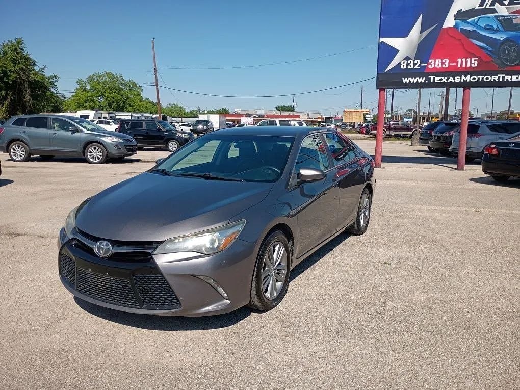 2016 TOYOTA Camry
