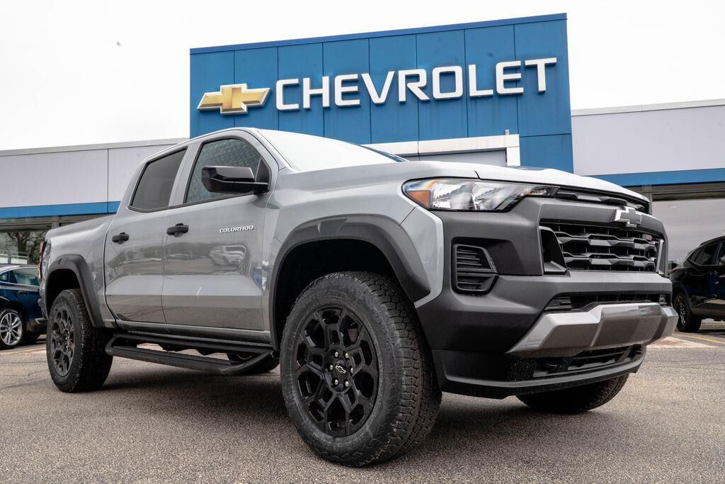 2026 CHEVROLET Colorado