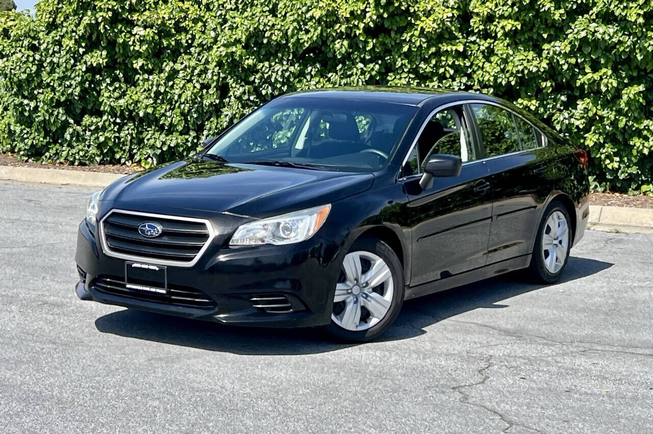 2016 SUBARU Legacy