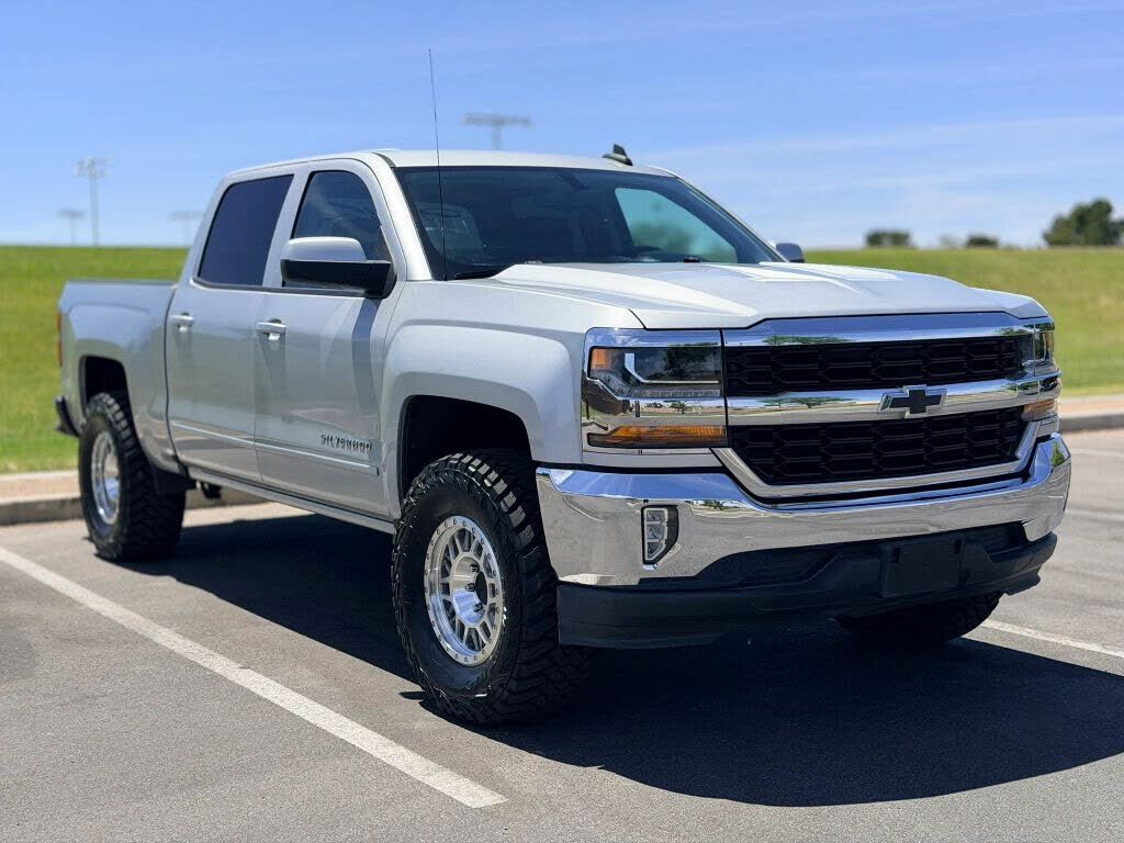 2017 CHEVROLET Silverado