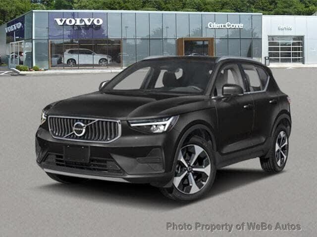 2026 VOLVO XC40