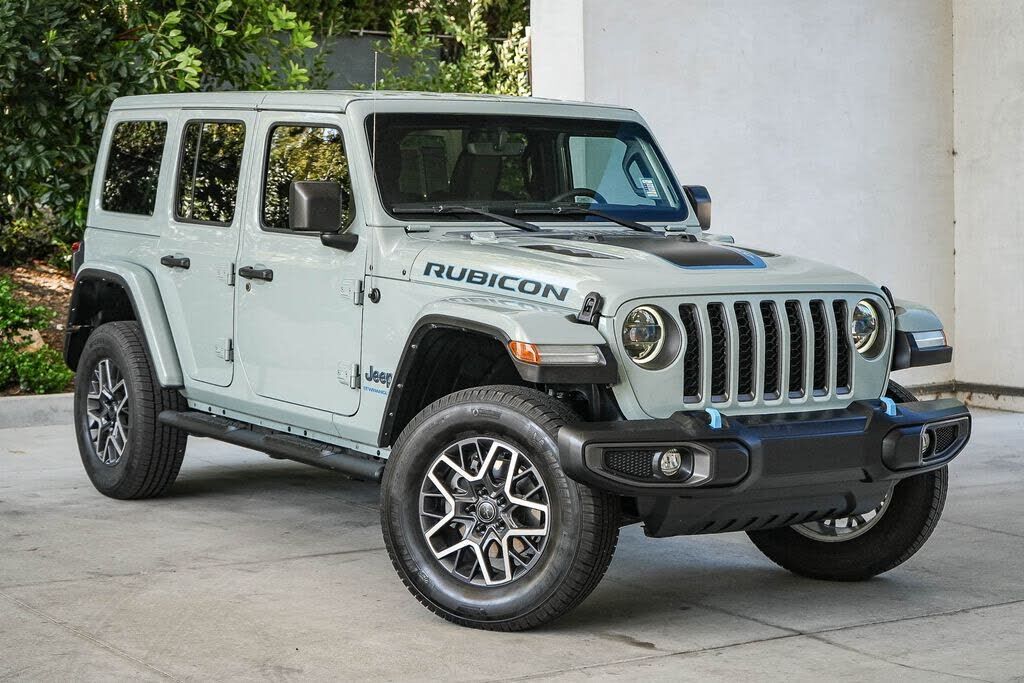 2023 JEEP Wrangler
