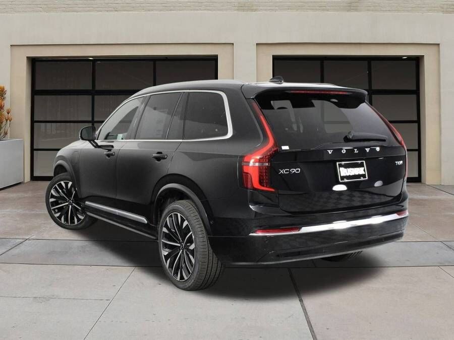 2026 VOLVO XC90