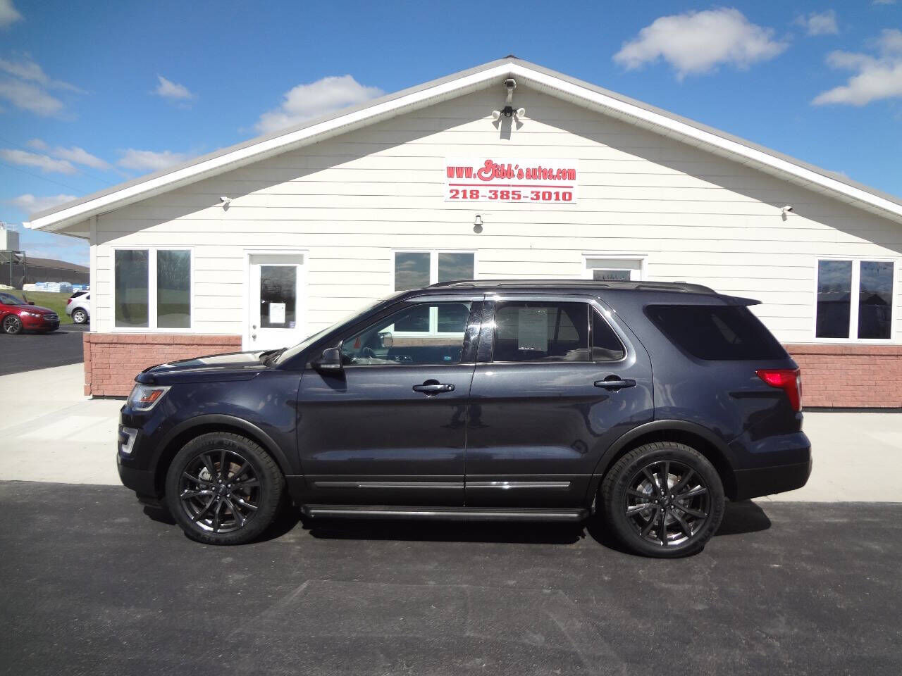 2017 FORD Explorer
