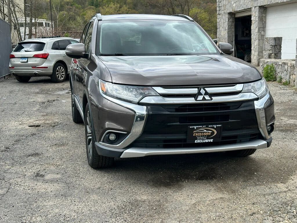 2016 MITSUBISHI Outlander