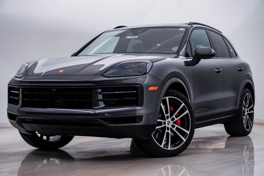 2026 PORSCHE Cayenne