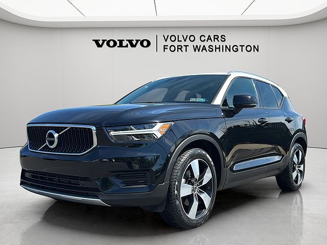 2019 VOLVO XC40