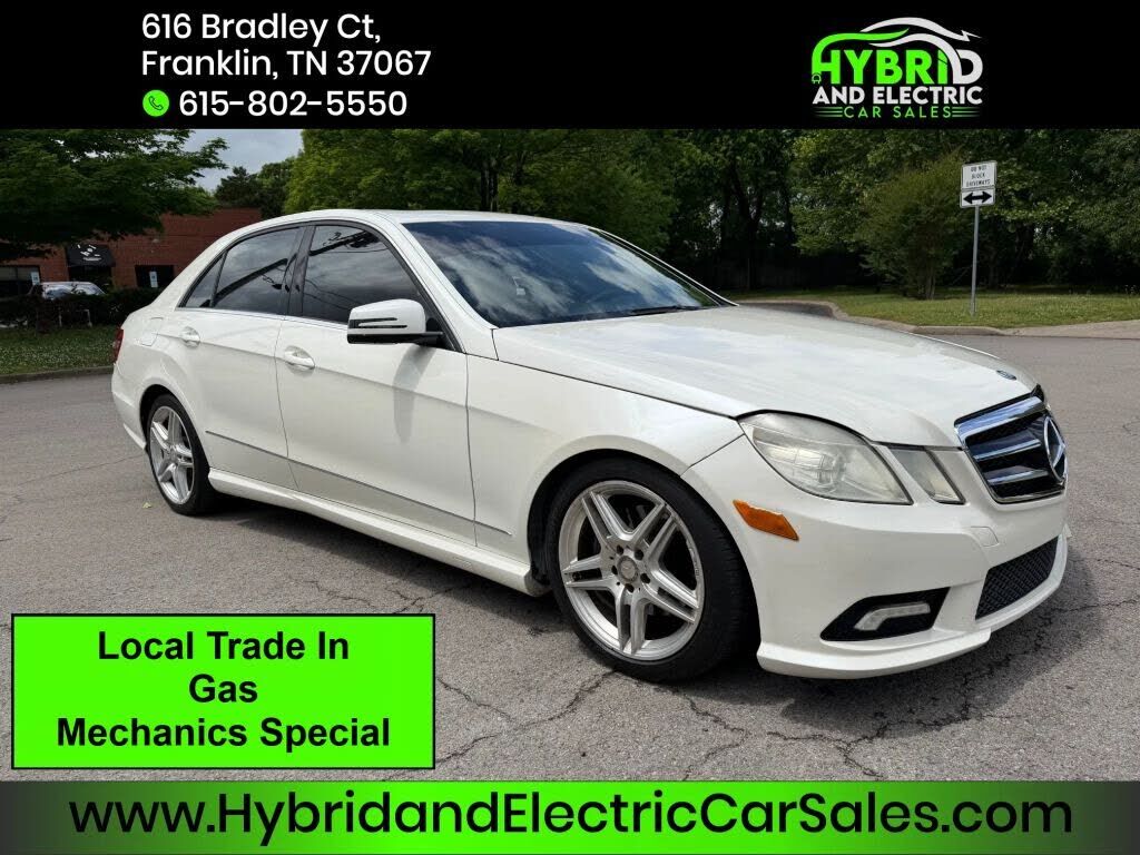 2011 MERCEDES-BENZ E-Class
