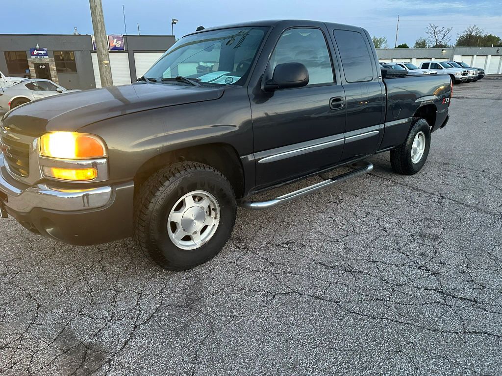2004 GMC Sierra