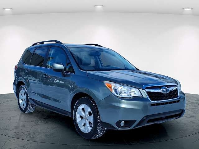 2015 SUBARU Forester