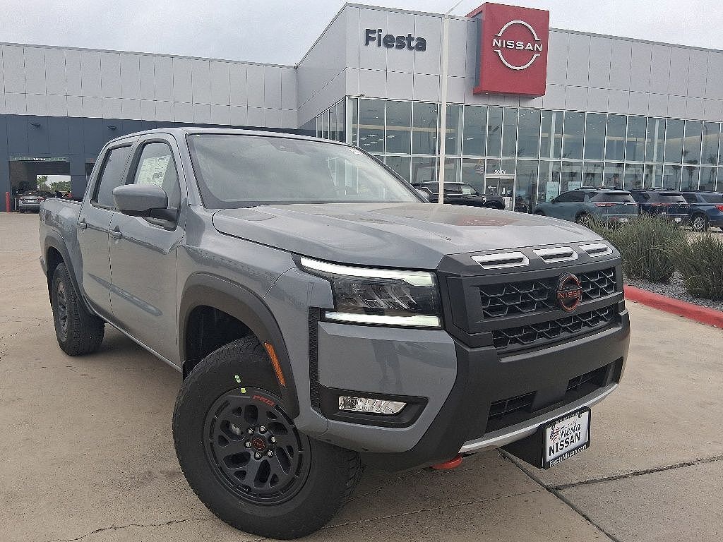 2026 NISSAN Frontier