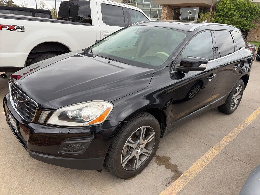 2013 VOLVO XC60