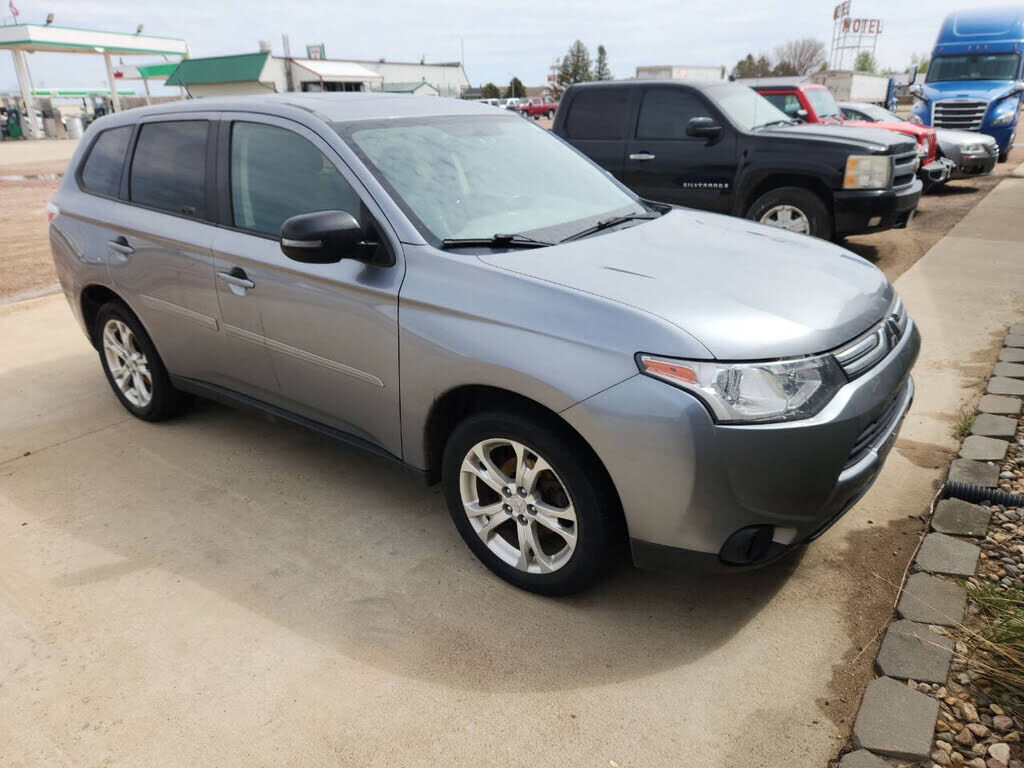 2014 MITSUBISHI Outlander