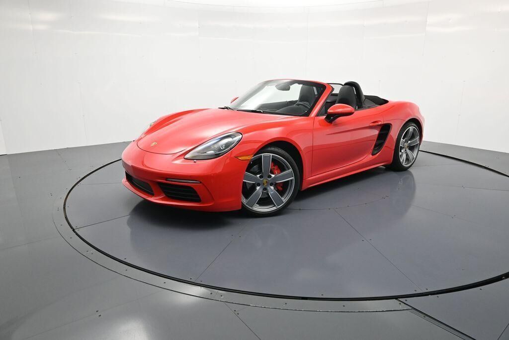 2017 PORSCHE Boxster