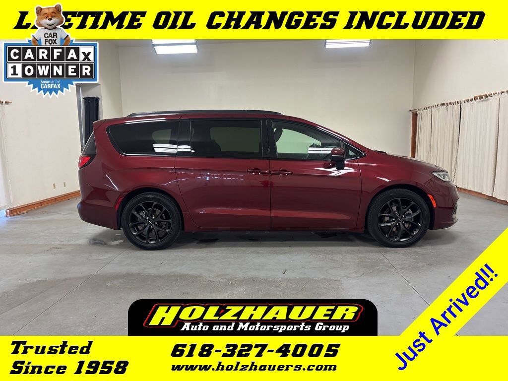 2023 CHRYSLER Pacifica