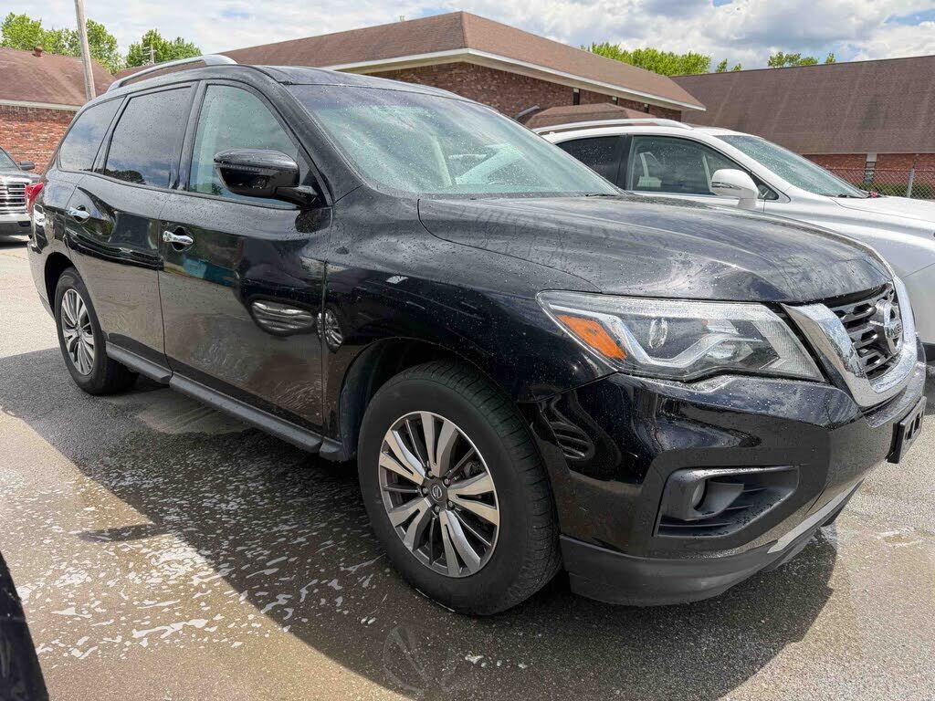 2019 NISSAN Pathfinder