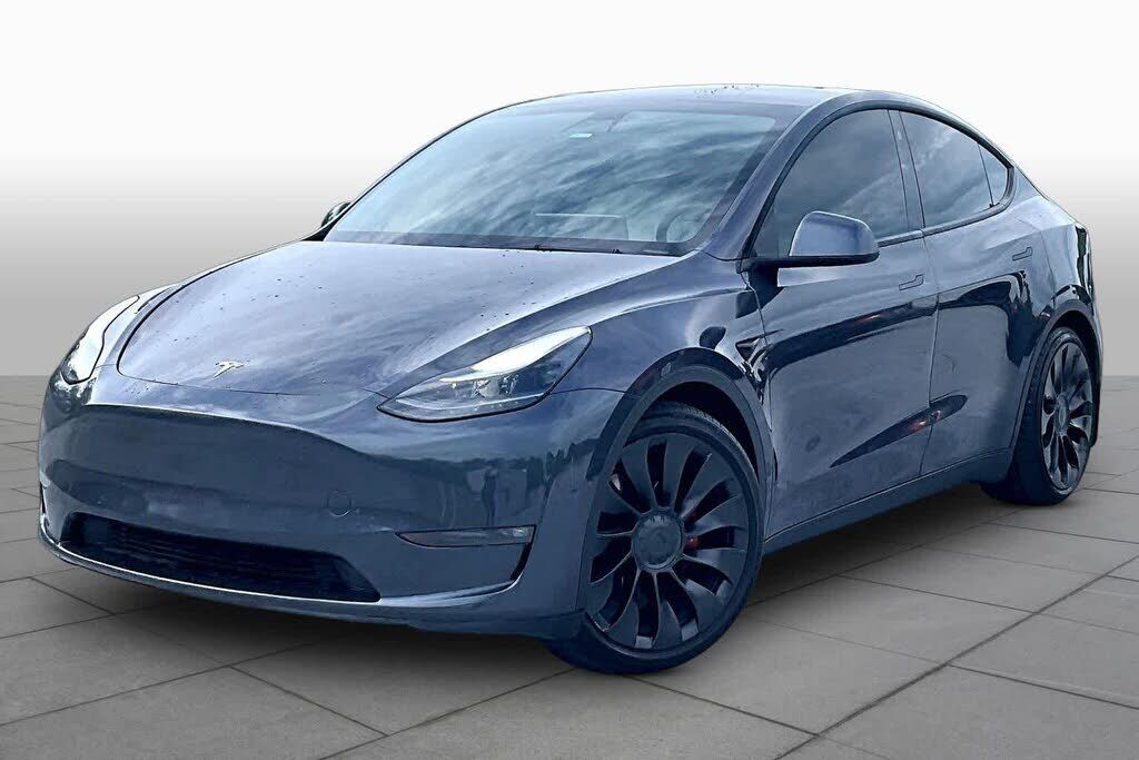 2022 TESLA Model Y