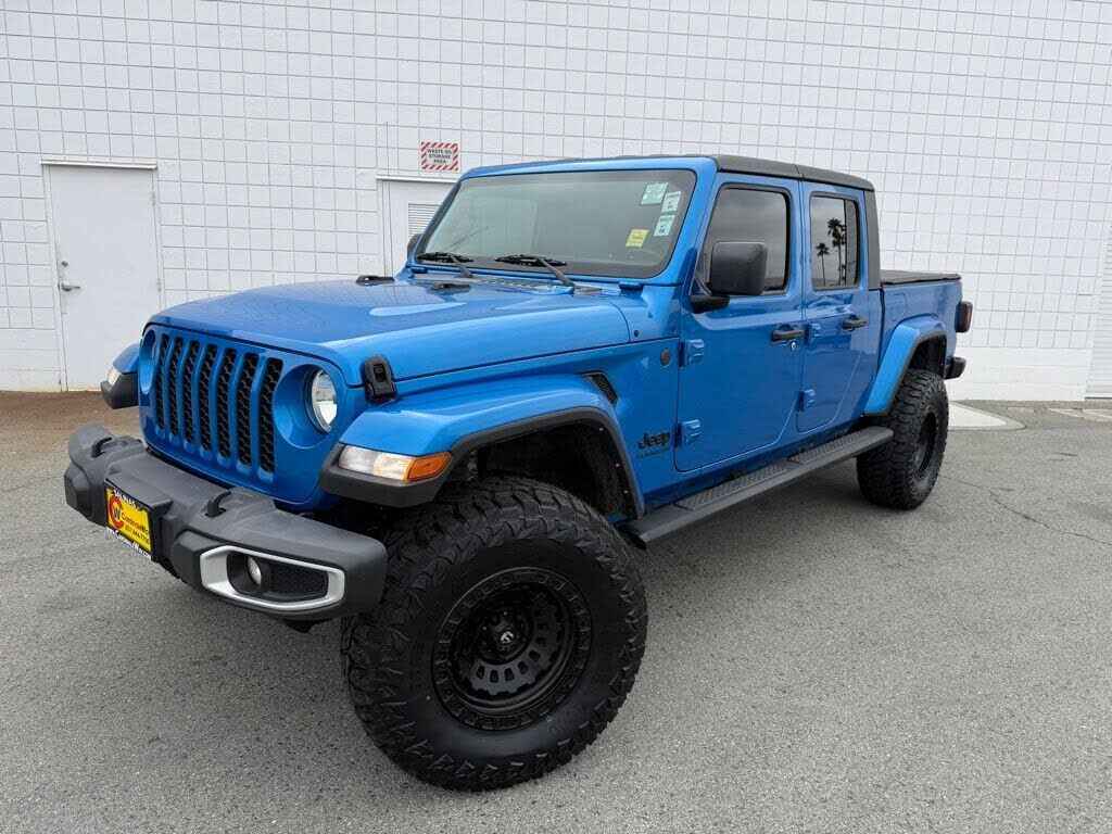 2022 JEEP Gladiator