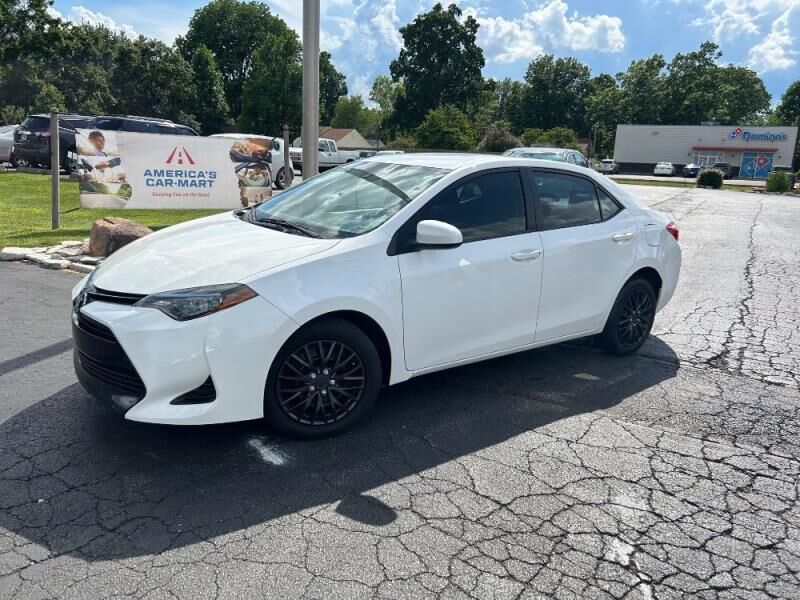 2018 TOYOTA Corolla