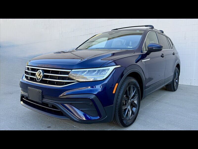 2022 VOLKSWAGEN Tiguan