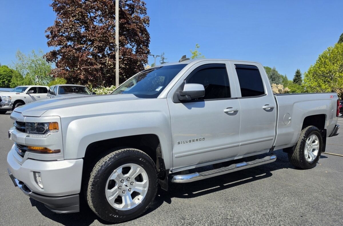 2017 CHEVROLET Silverado