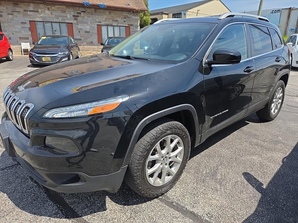2017 JEEP Cherokee