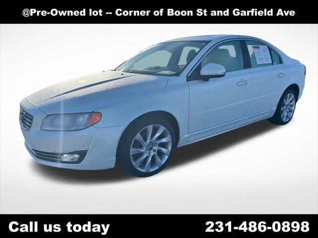 2015 VOLVO S80