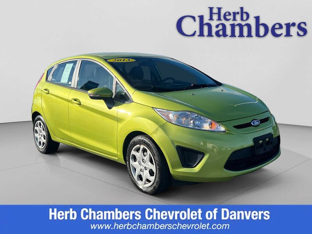 2013 FORD Fiesta